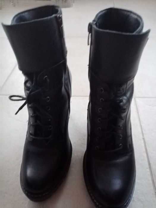 Черни зимни боти - естествена кожа. Здрави, топли и стабилни.