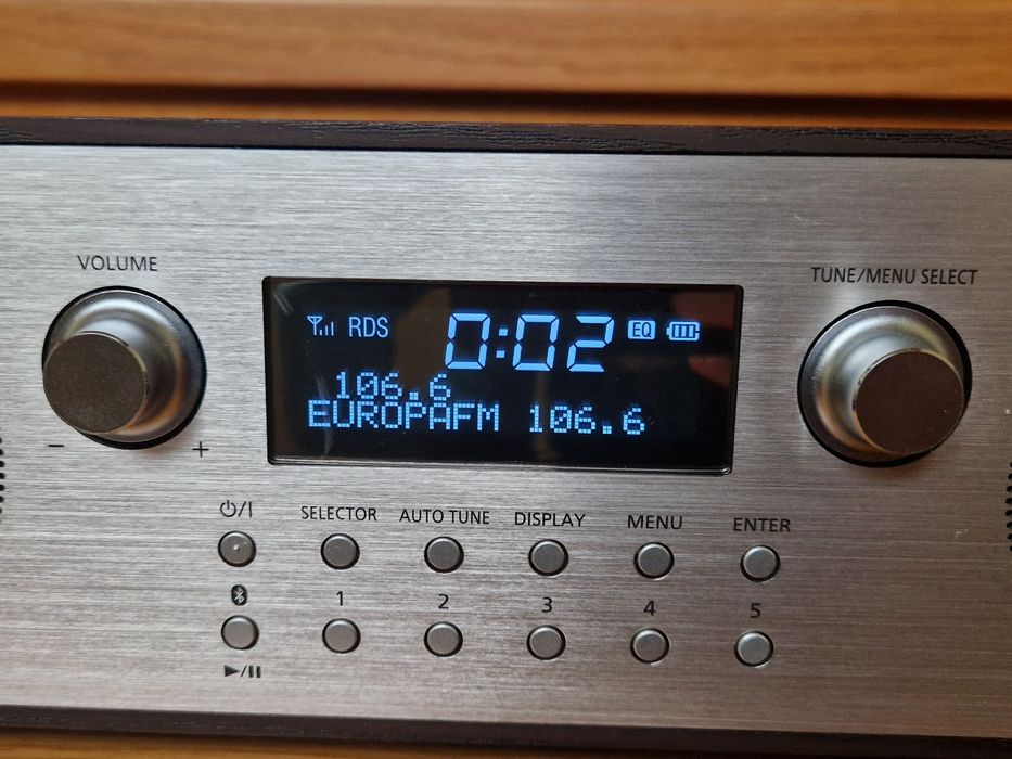 Panasonic RF-D100 BT radio cu bluetooth