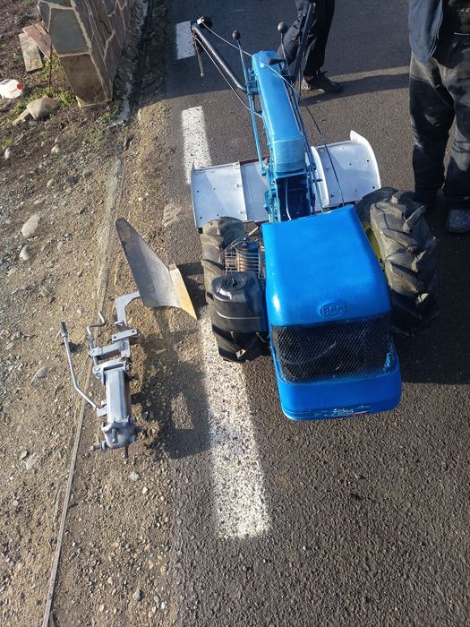 Cositoare bertolini diesel, motocultor cu freză și plug
