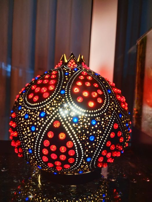 Светильники из декоративной тыквы