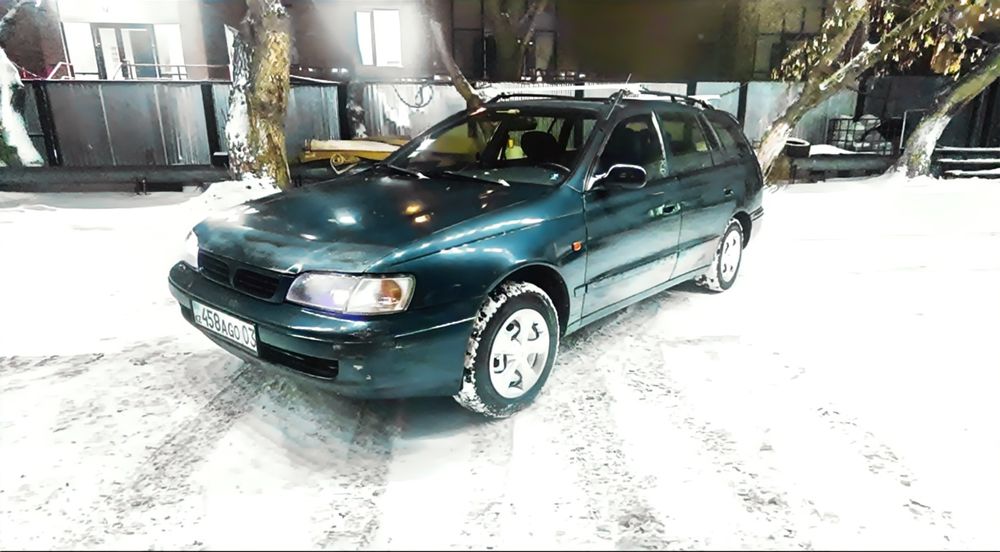 Toyota Carina E 1,6 МКПП универсал