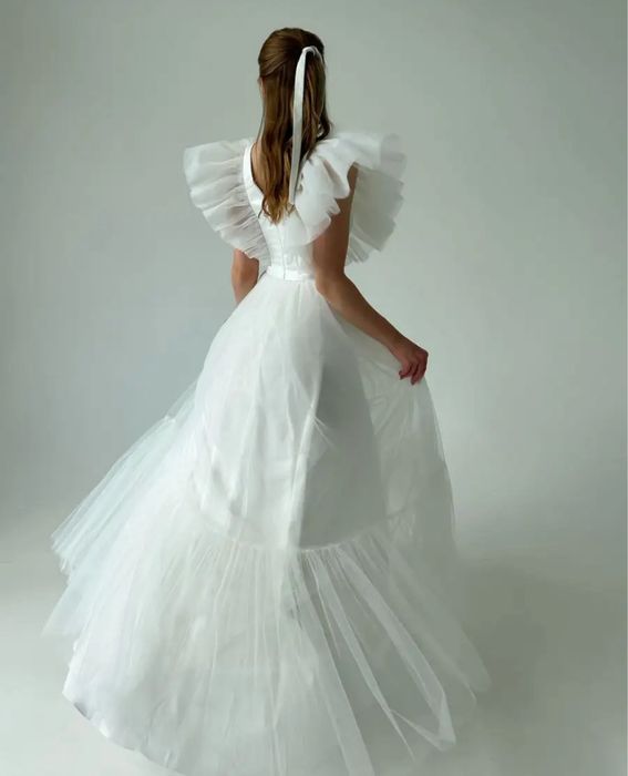 Новое свадебное платье, не одевала