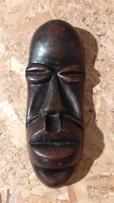 Ornament masca africana