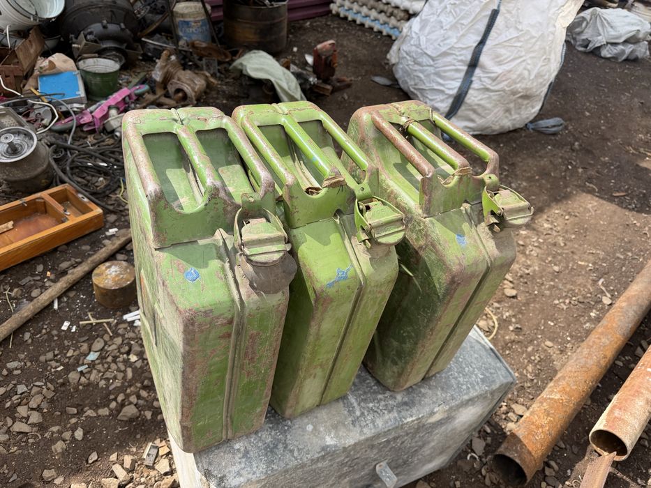 Продам канистры , канистры.