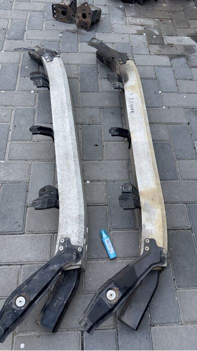 Уселитель бампера 4Runner