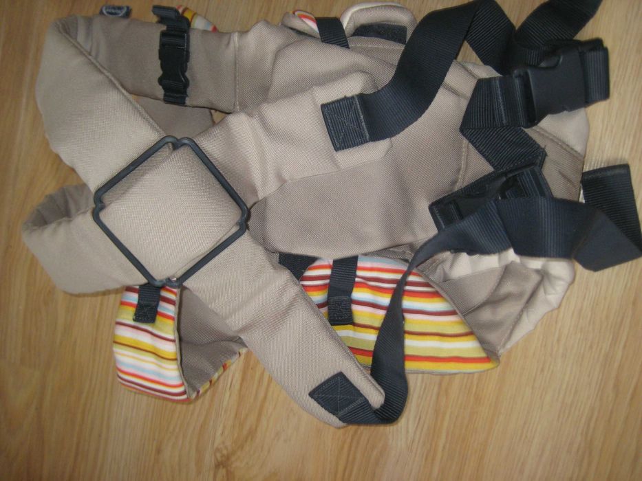 Ергономична раница за носене на бебе