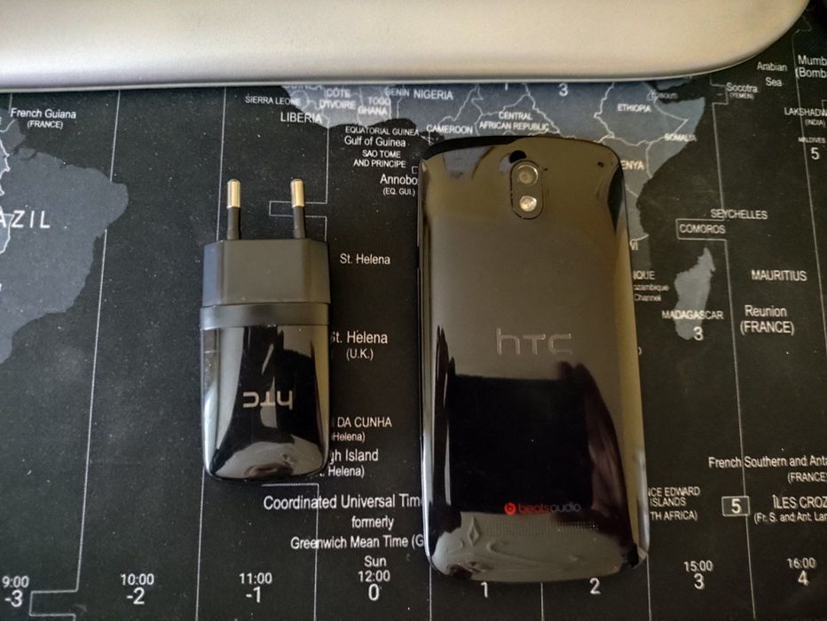 HTC  GSM без батерия