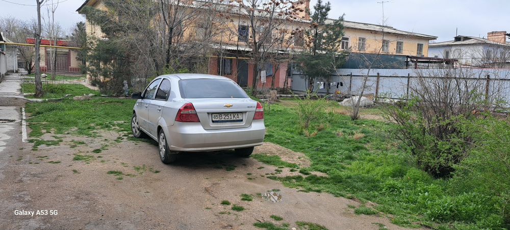 Продается коттедж 2 х комнатная,по улице Парвоз 7/12,угловая.