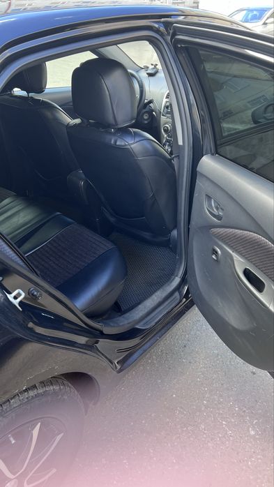 Продам Toyota Yaris