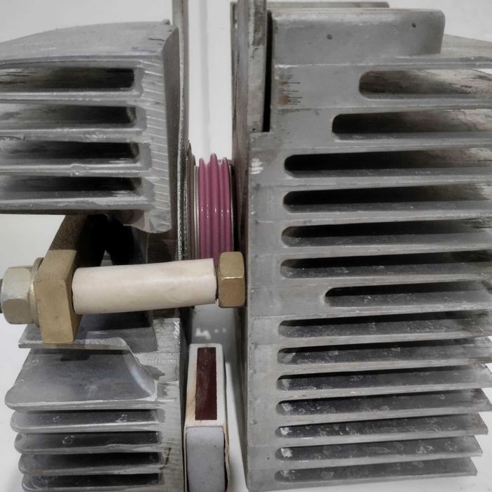 В500 диод с радиатором новый продам