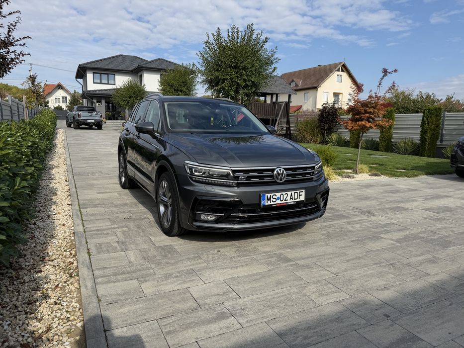 VW Tiguan R-Line FULL 2.0 TDI 190CP DSG 4MOTION • Head-Up • Masaj