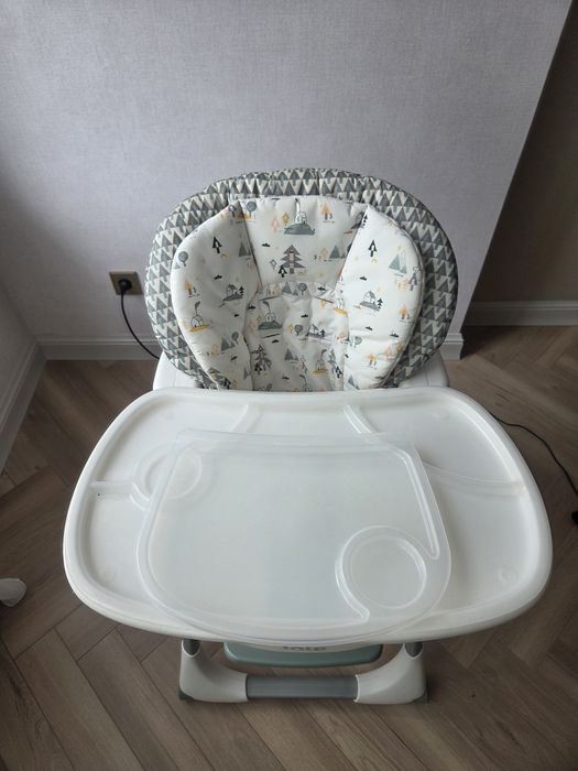 Стульчик для кормления Joie