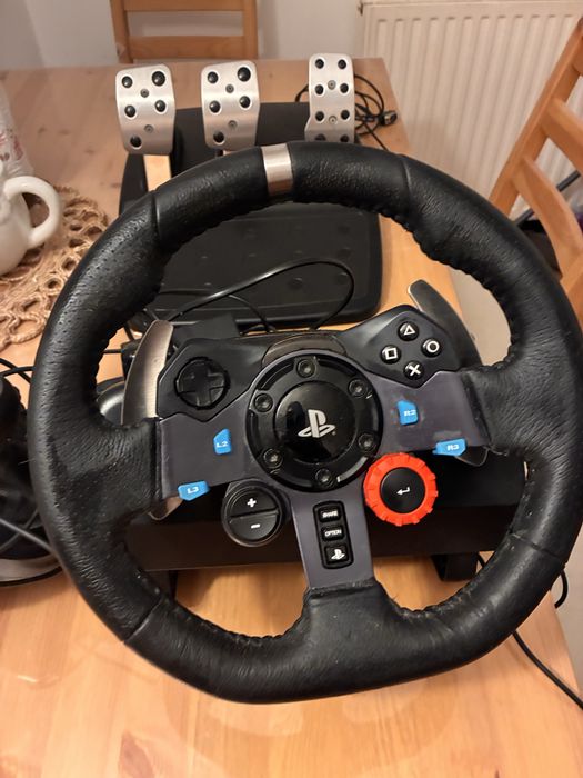 Vand Volan gaming Logitech g29