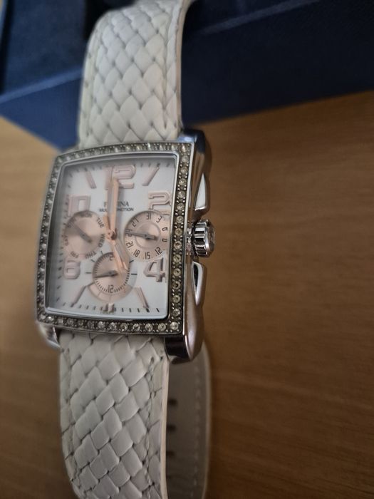 Festina-хронограф женски часовник