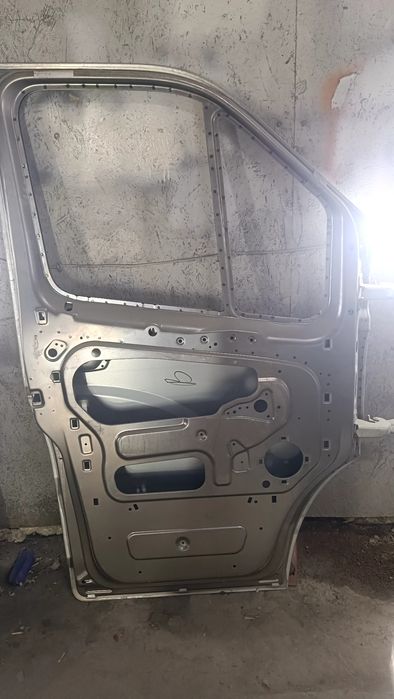 Газель Next дверь водительская