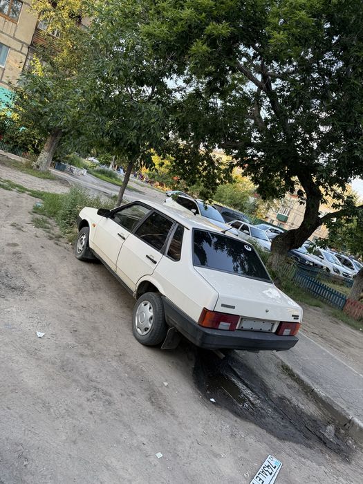 Продам ваз 21099