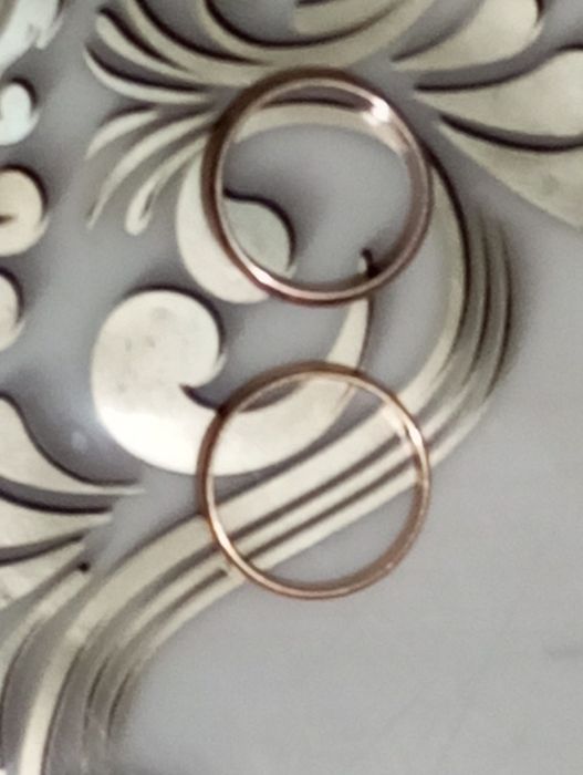 Продам обручальные кольца