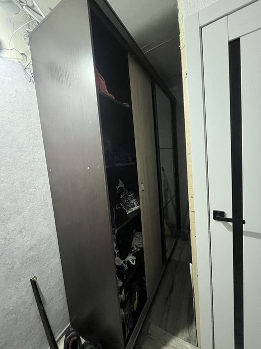 Продам шкаф купе