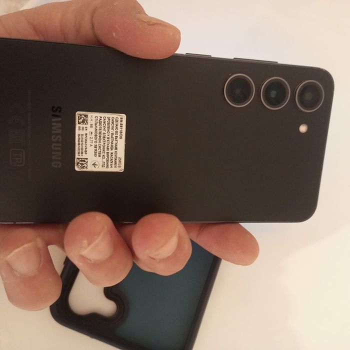 Самсунг S23 .256G