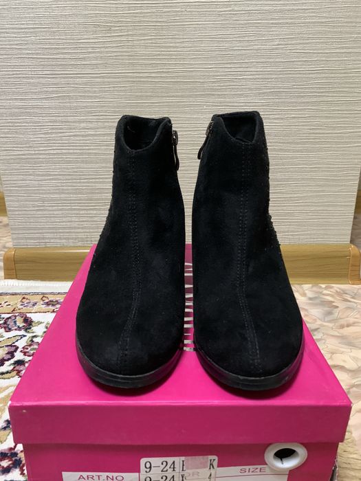 Женская обувь  продам