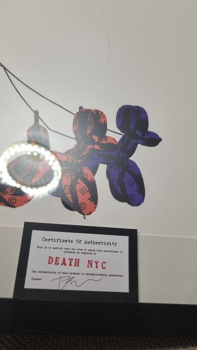 Print Death NYC Regina cu cateii!