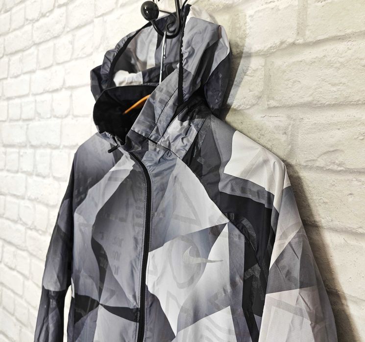 NIKE Оригинално дамско яке / горница с качулка размер М