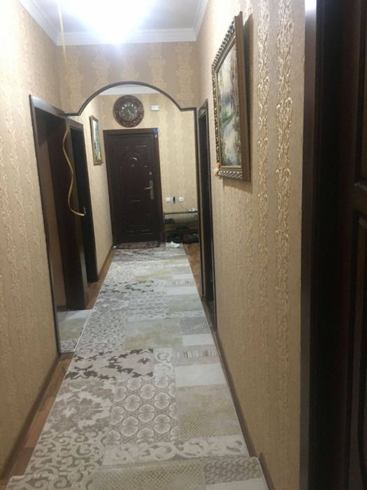 Продам 4 комнатный квартиру