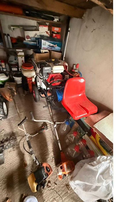 Vând motostropitoare cu motor Honda benzină, rezervor mare, furtun inclus — Hârlău, jud. Iași