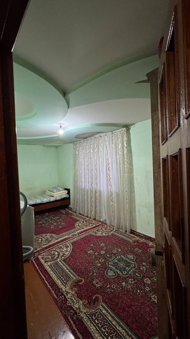 3 ком квартира 1 этаж сотилади