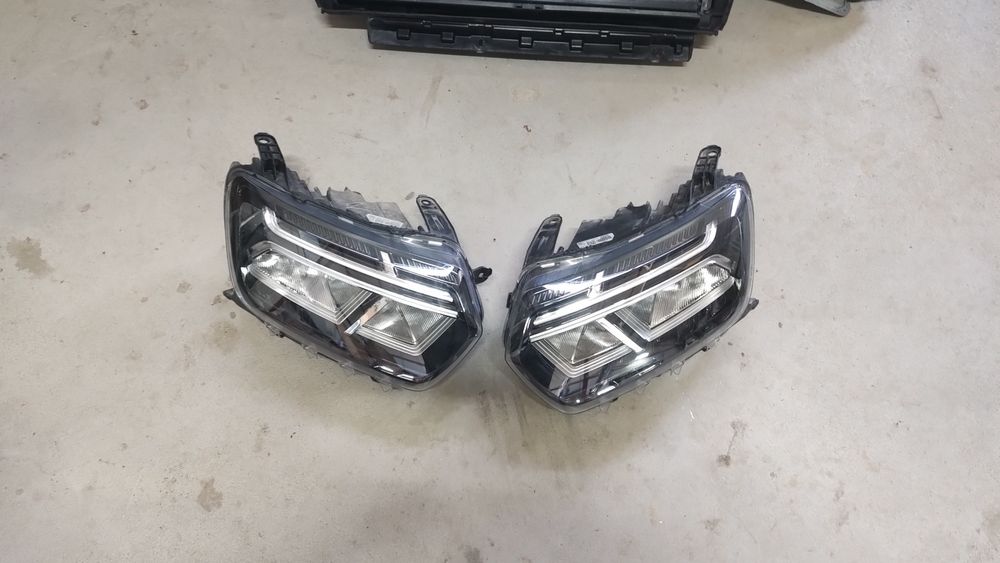 Bara fata , faruri , volet , trager , traversa Dacia Duster 2 facelift