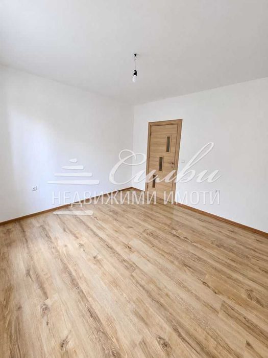 Продава се Тристаен апартамент в Шумен, Добруджански - 78 кв.м за 1988 €/кв.м - Снимка #3
