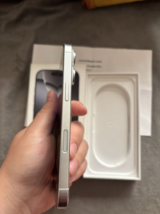 Iphone 16 pro без ремонта