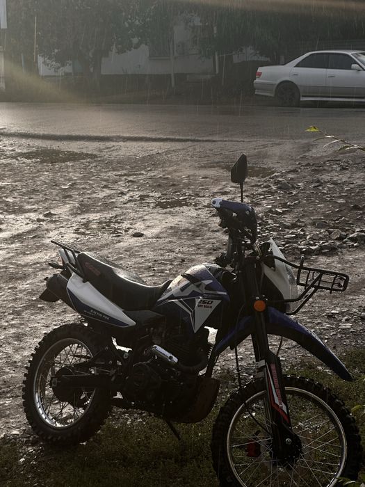 Мотоцикл 250 кублв