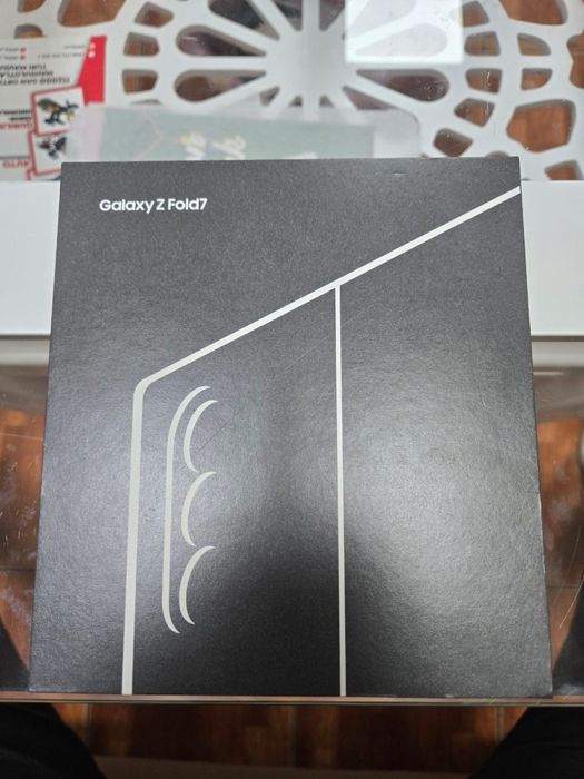 Samsung Z fold 7 12/256gb