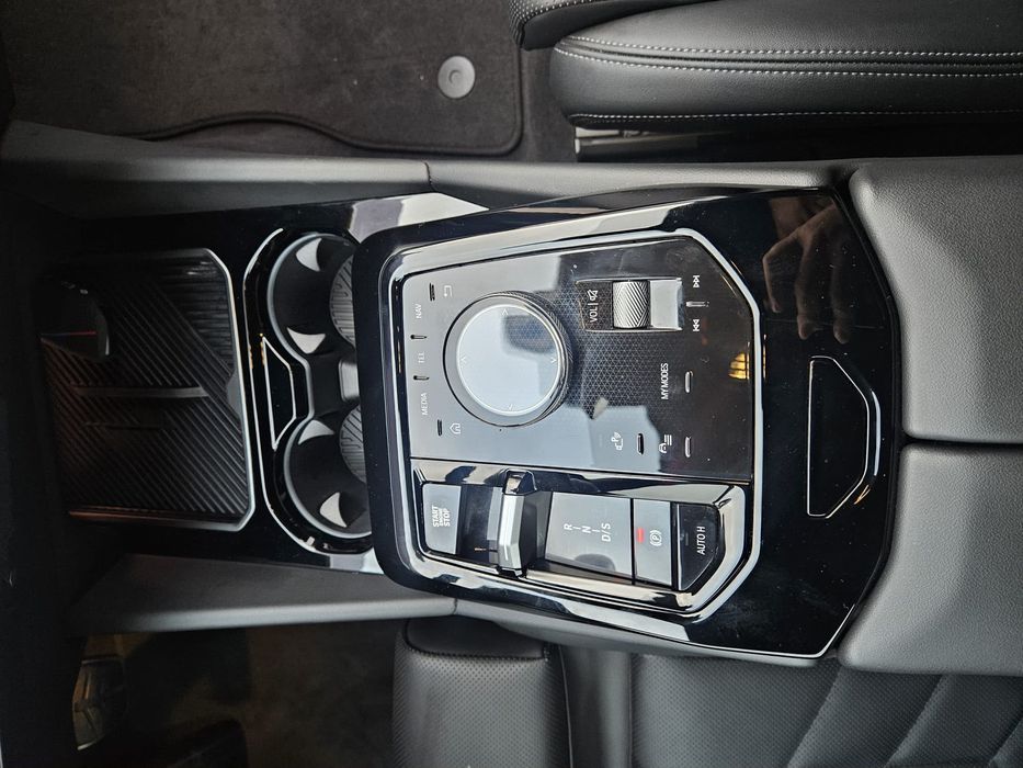 BMW Seria 5 2024 — imagine 4