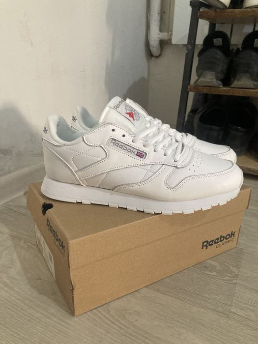 Reebok Classic.