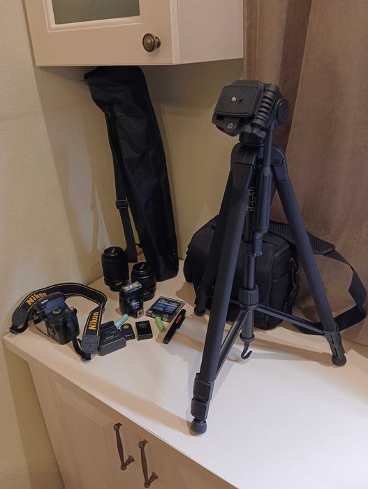 Nikon D40 жирный комплект