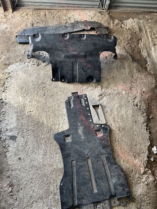 Кори под двигател Porsche cayenne 2008