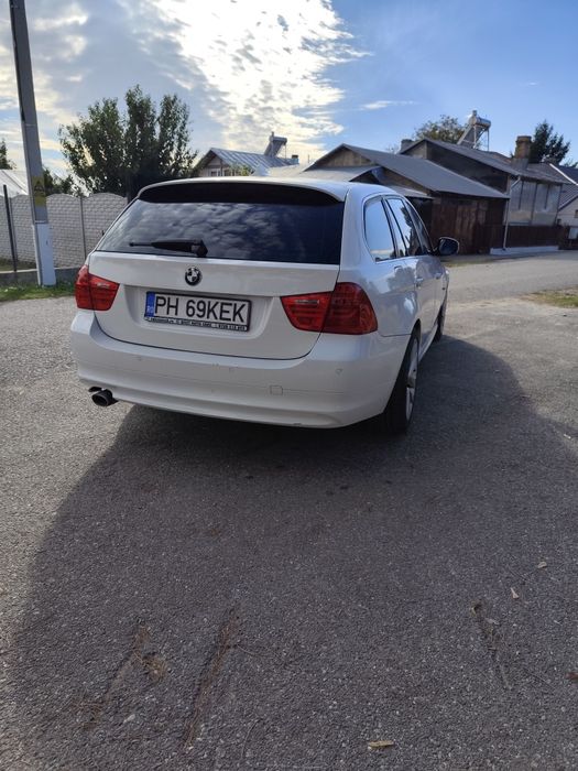 BMW e91 318d facelift