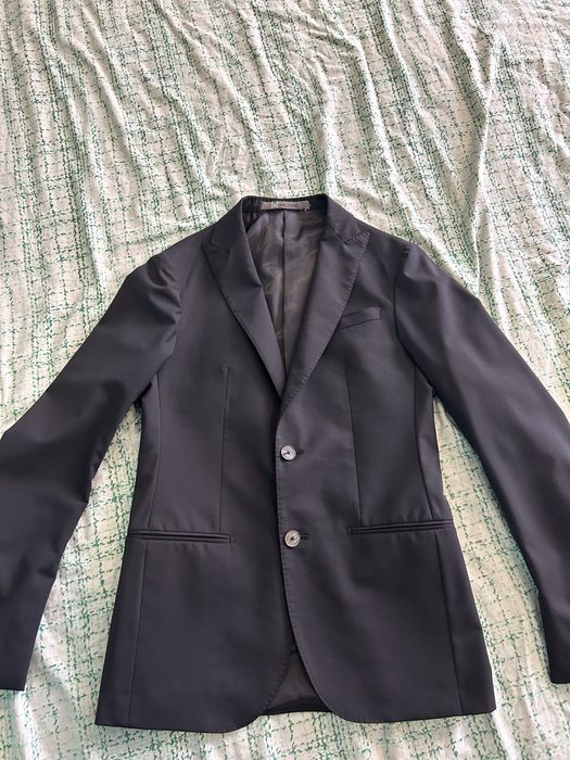 Черен втален официален костюм