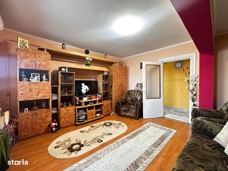 Apartament 4 camere Micro 39B
