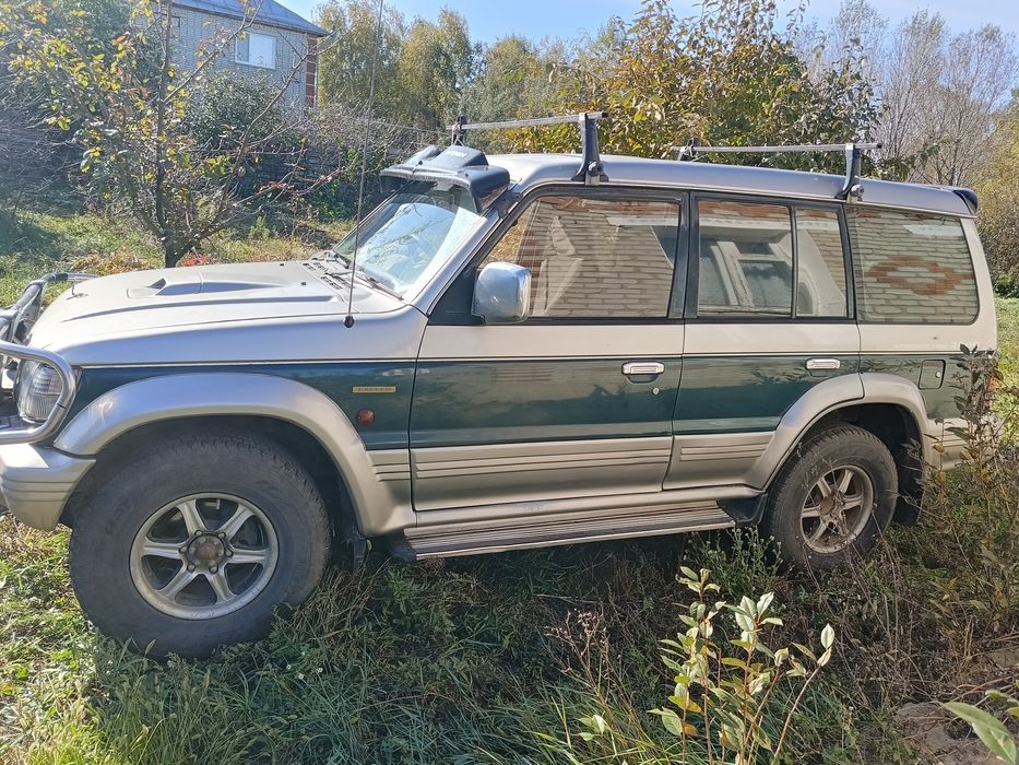 Митсубиси Паджеро дизель 2.8