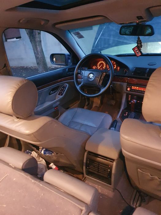 Vând orice piesa BMW 525I dubluvanos E39 192 de cai