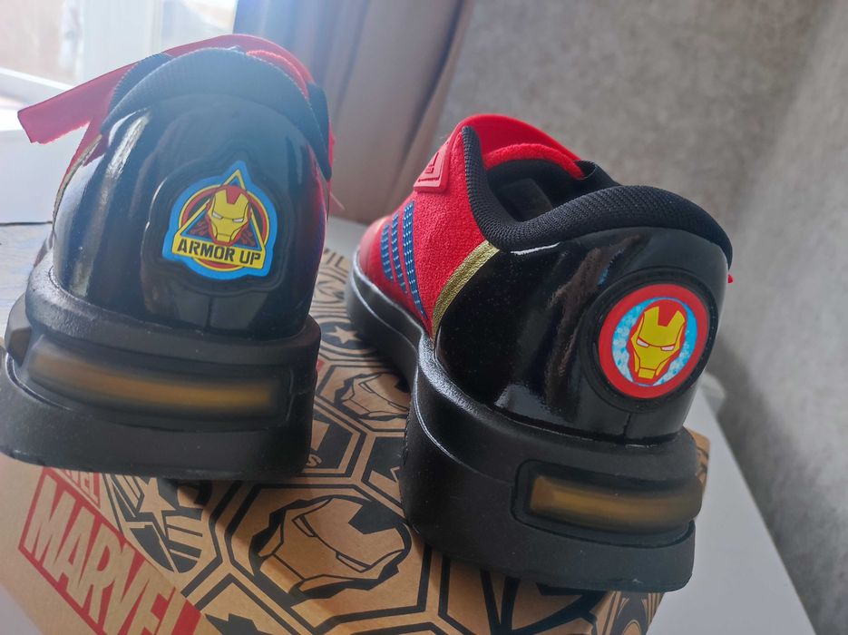 Кроссовки Adidas Ironman