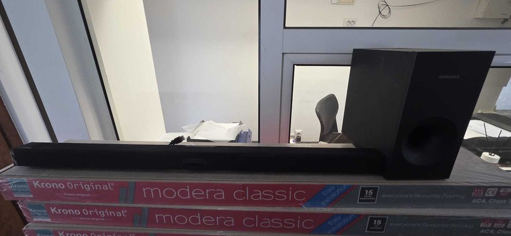 Soundbar Samsung HW-J355