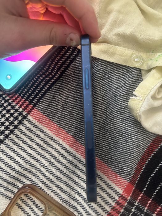 Продается iPhone 12 64 gb