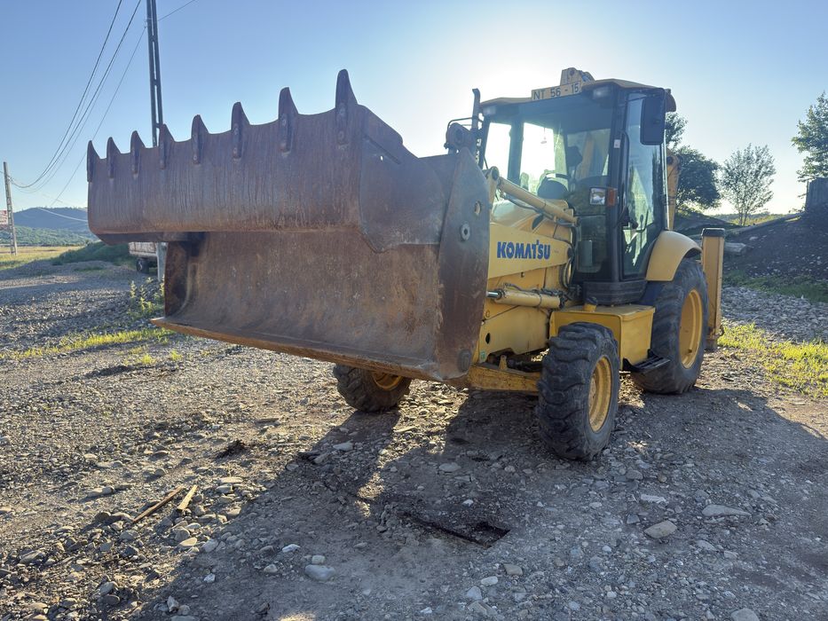 Buldoexcavator Komatsu 2007 wb93r-5