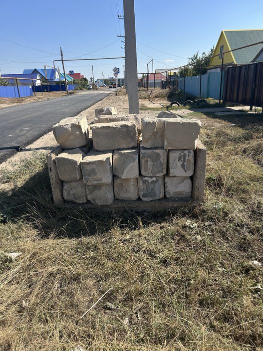 Буть камень отдам даром