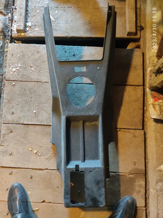 Панель/торпеда от газ 31029 волга