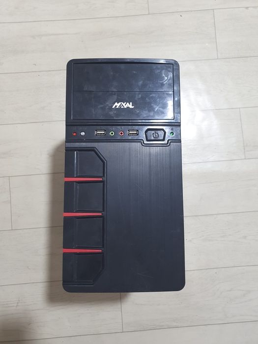 Продаю компьютер все работает чётко